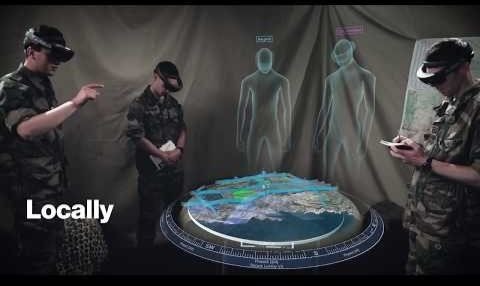 Les militaires et leurs hologrammes lors du test du casque Hololens 2 par Airbus