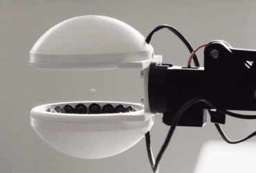 Le robot à ultrason des chercheurs de l'institut fédéral de technologie (ETH) de Zurich .